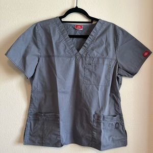 𝅺Dickies Medical Scrubs Top